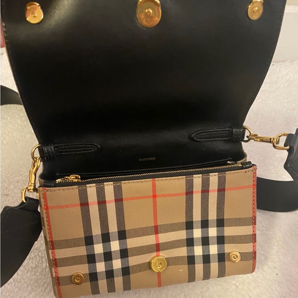 Burberry Bag - Picture 3 of 5